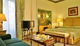 Hotel for 3 500 000 euro in Sao Martinho do Porto, Portugal