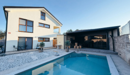 Haus für 1 250 000 euro in Slovenska Bistrica, Slowenien