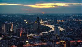 Appartamenti per 1 317 484 euro a Bangkok, Thailandia