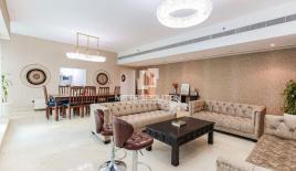 Bungalow for 1 735 341 euro in Dubai, UAE