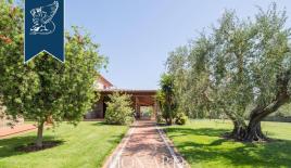 Farm für 3 300 000 euro in Grosseto, Italien