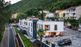 House for 1 187 500 euro in Opatija, Croatia