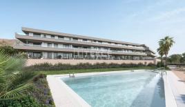 Apartamento para 215 000 euro en Estepona, España