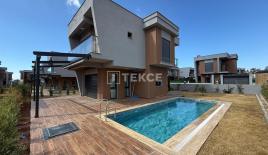 Villa per 307 000 euro a Kuşadası, Turchia