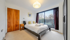 Appartamento per 402 500 euro a Londra, Regno Unito