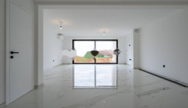 Casa per 680 000 euro a Opatija, Croazia