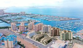 Apartment for 213 259 euro in La Manga del Mar Menor, Spain