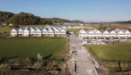 Terrain pour 7 650 000 Euro à Vrhnika, Slovénie