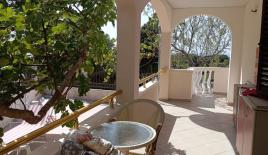 Villa für 157 000 euro in Utjeha, Montenegro