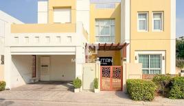 Villa per 2 787 427 euro a Dubai, EAU