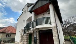 Hotel für 460 000 euro in Kolasin, Montenegro