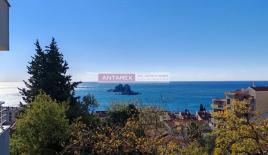 Apartamento para 170 000 euro en Petrovac, Montenegro