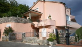 Casa per 1 500 000 euro a Opatija, Croazia
