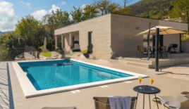 Haus für 1 100 000 euro in Opatija, Kroatien