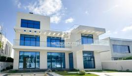 Villa per 4 166 086 euro a Dubai, EAU