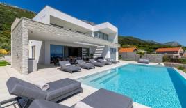 Villa per 2 700 000 euro a Spalato, Croazia