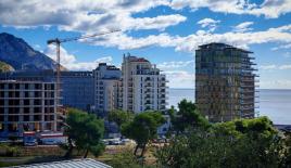 Piso para 162 000 euro en Becici, Montenegro