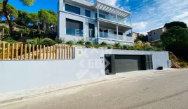 Villa para 869 500 euro en Lloret de Mar, España