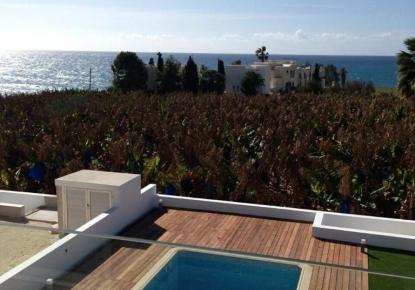 Villa for 590 000 euro in Paphos, Cyprus