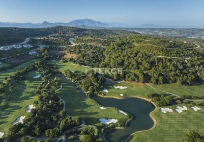 Grundstück für 852 000 euro in San Roque, Spanien