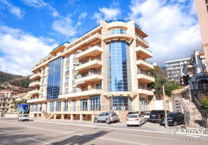 Flat for 320 000 euro in Becici, Montenegro