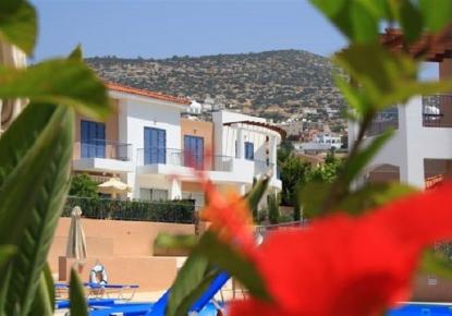 Townhouse for 187 000 euro in Paphos, Cyprus