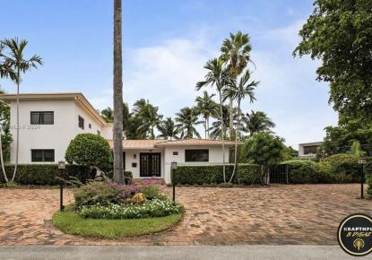 House for 1 857 828 euro in Miami, USA