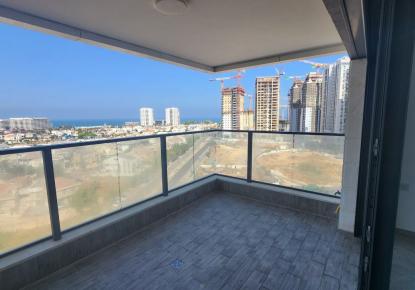 Appartement pour 1 000 000 Euro à Bat Yam, Israël