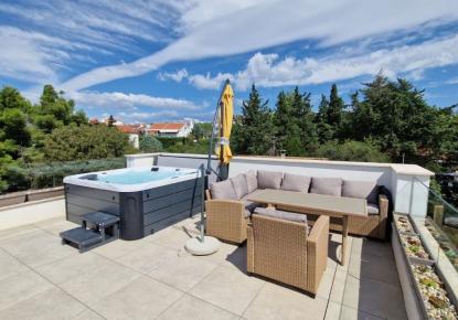 Apartment für 450 000 euro in Zadar, Kroatien