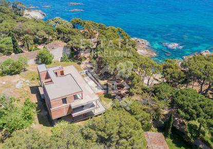 Grundstück für 10 500 000 euro in Platja D'Aro, Spanien