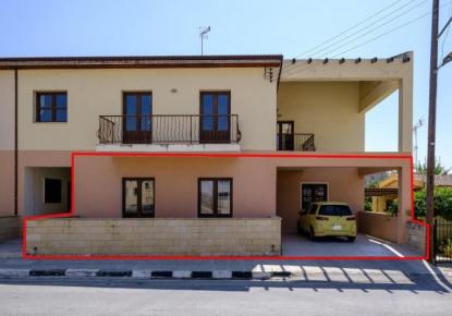 Commercial property for 165 000 euro in Larnaca, Cyprus