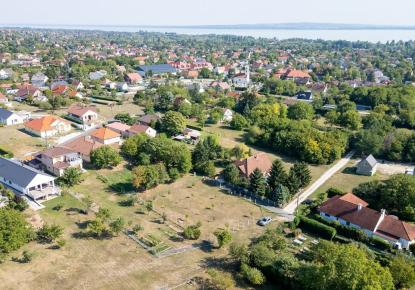 Terreno per 100 000 euro a Gyenesdias, Ungheria