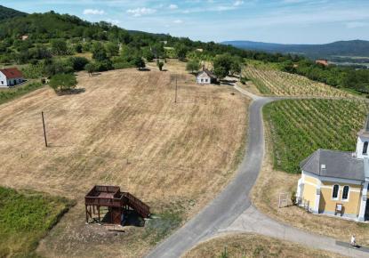 Terreno per 321 794 euro a Tapolca, Ungheria