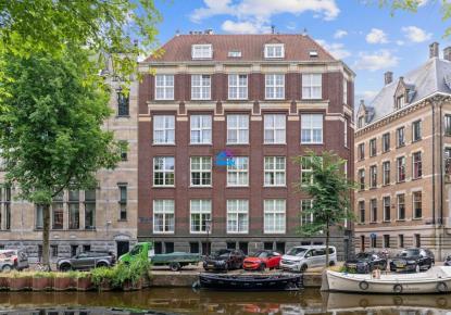 Apartment for 745 000 euro in Amsterdam, Netherlands