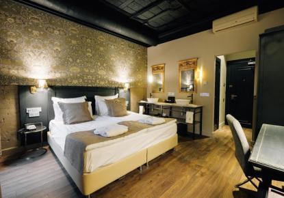 Hotel for 1 150 000 euro in Setubal, Portugal