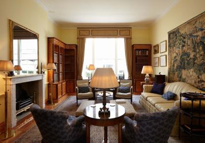 Maison de rapport pour 2 012 000 Euro à Londres, Royaume-Uni