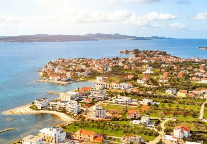 Grundstück für 2 095 000 euro in Zadar, Kroatien