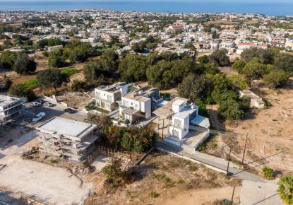 Commercial property for 250 000 euro in Paphos, Cyprus