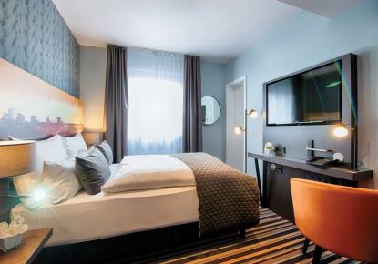 Hotel para 50 000 000 euro en Düsseldorf, Alemania