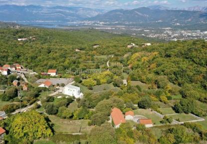 Manor for 750 000 euro in Kotor, Montenegro