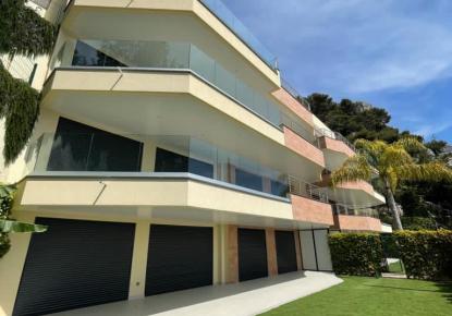 Maison de rapport pour 14 000 000 Euro à Roquebrune Cap Martin, France