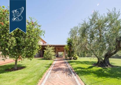 Ferme pour 3 300 000 Euro à Grosseto, Italie