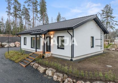 Haus für 325 000 euro in Riihimaki, Finnland