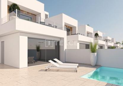 Villa für 380 000 euro in San Pedro del Pinatar, Spanien