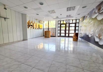 Propiedad comercial para 420 000 euro en el Bar, Montenegro