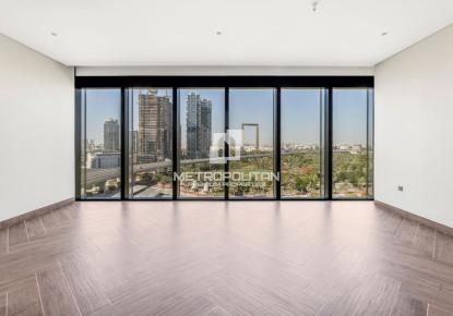 Apartment for 1 271 115 euro in Dubai, UAE