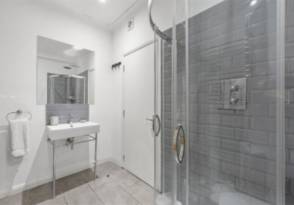 Flat for 442 750 euro in London, United Kingdom