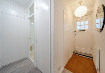 Appartamento per 373 750 euro a Londra, Regno Unito