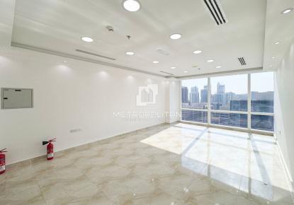 Ufficio per 171 728 euro a Dubai, EAU