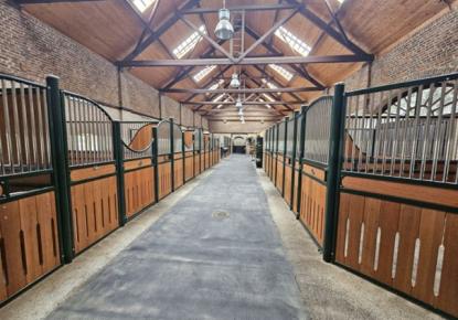 Propiedad comercial para 10 000 000 euro en Krefeld, Alemania